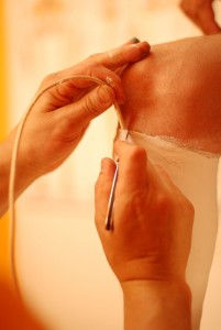 das nun entstandene Gipsnegativ kann abgenommem werden kann